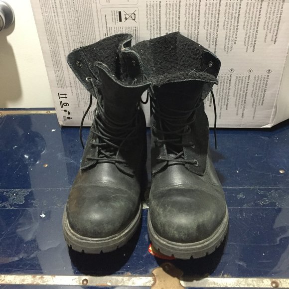 TIMBERLAND LEATHER ANKLE BOOTS SIZE 9 - Picture 1 of 6